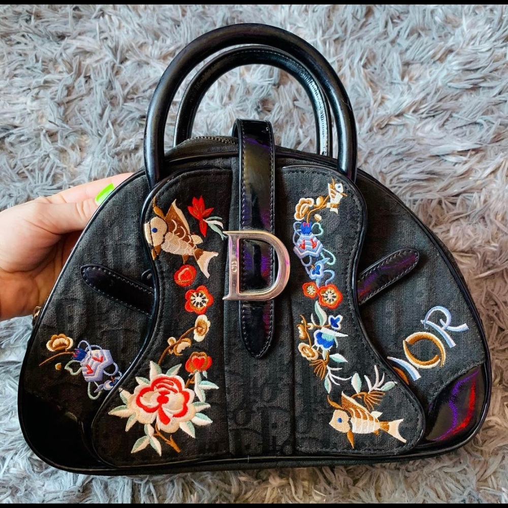 Vintage dior dupe, unique statement piece😍